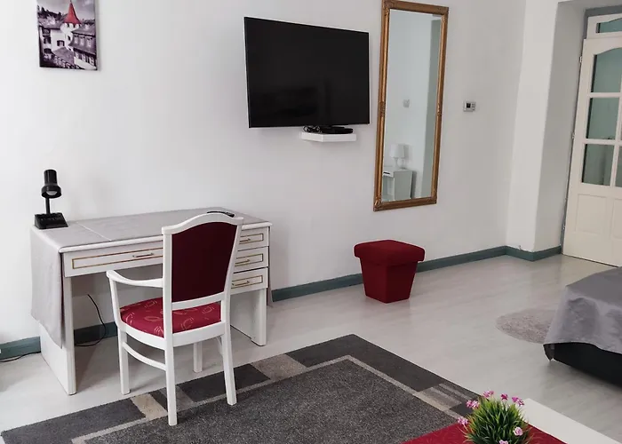Julia Apartment