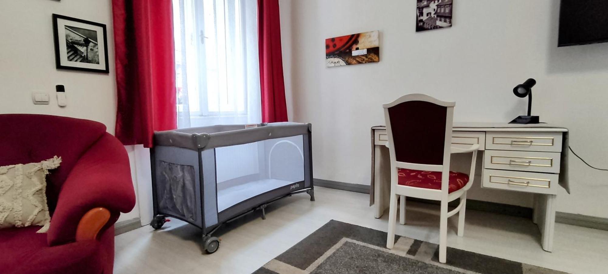 Julia Apartament *